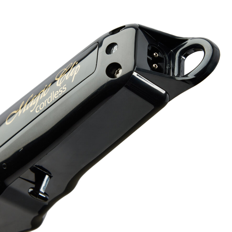 Набор из машинки для стрижки Magic Clip и окантовки Detailer Wahl Cordless Barber Combo